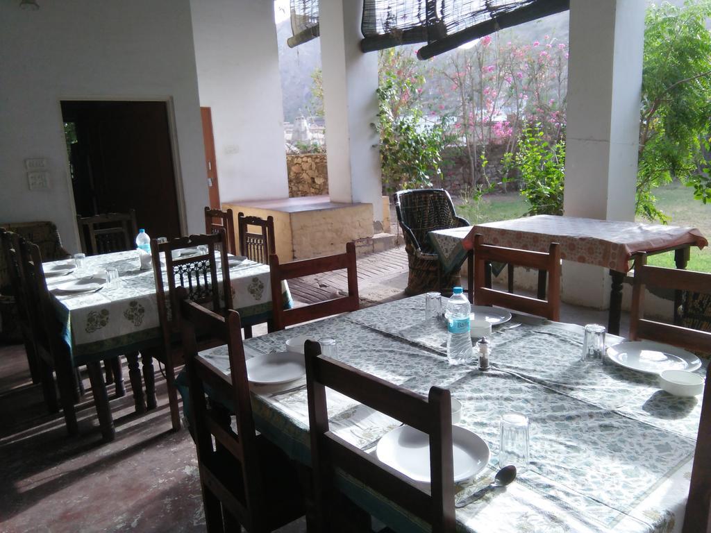 Adhbhut Hotel Dźajpur Zewnętrze zdjęcie