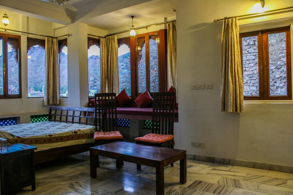Adhbhut Hotel Dźajpur Zewnętrze zdjęcie