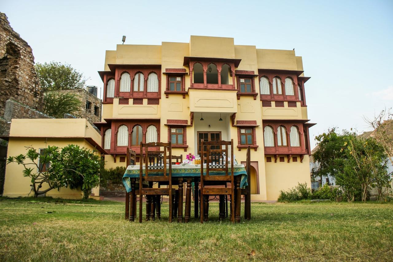 Adhbhut Hotel Dźajpur Zewnętrze zdjęcie